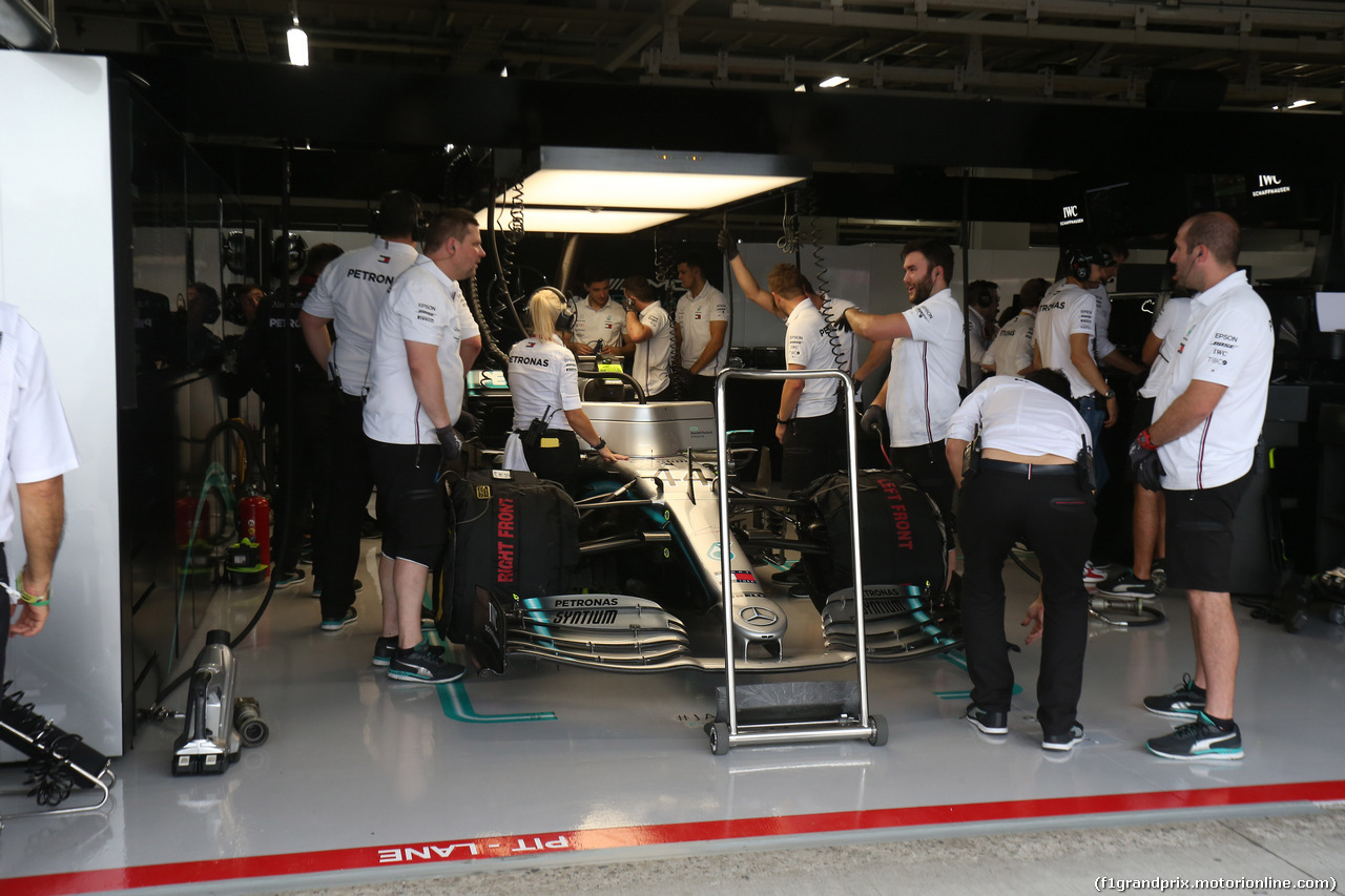 GP GIAPPONE, 11.10.2019- Prove Libere 2, Lewis Hamilton (GBR) Mercedes AMG F1 W10 EQ Power