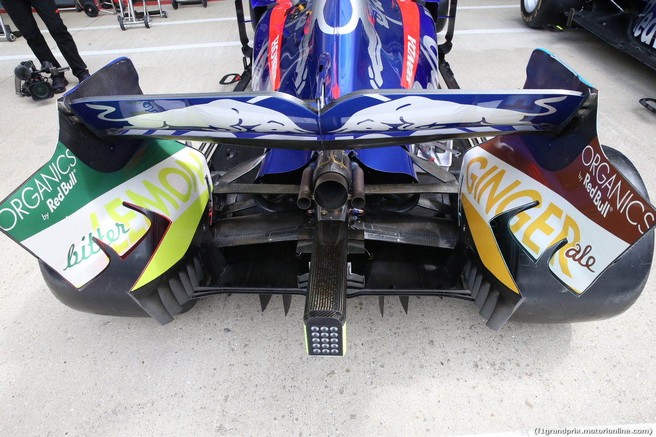 GP GRAN BRETAGNA, 11.07.2019- Scuderia Toro Rosso STR14 Rear Wing