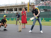 GP GRAN BRETAGNA, 11.07.2019- Nico Hulkenberg (GER) Renault Sport F1 Team RS19 e Daniel Ricciardo (AUS) Renault Sport F1 Team RS19 playing cricket