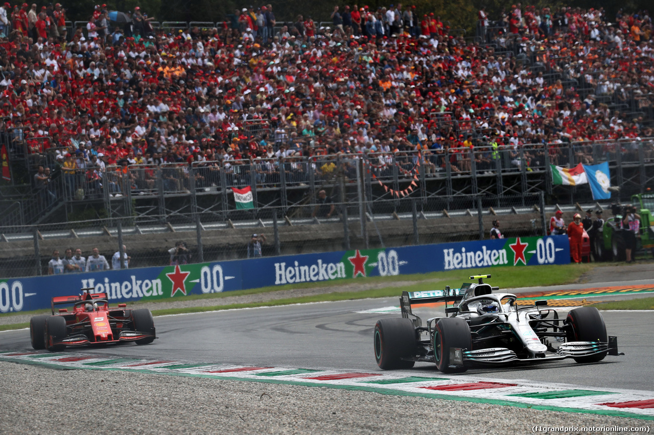 GP ITALIA, 08.09.2019 - Gara, Valtteri Bottas (FIN) Mercedes AMG F1 W010 e Sebastian Vettel (GER) Ferrari SF90