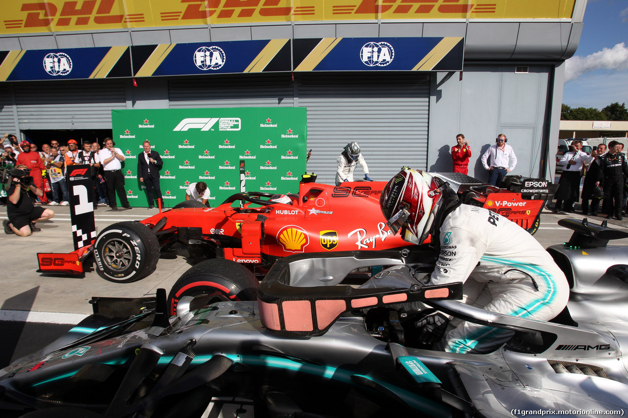 GP ITALIA, 08.09.2019 - Gara, 3rd place Lewis Hamilton (GBR) Mercedes AMG F1 W10, Charles Leclerc (MON) Ferrari SF90 vincitore e 2nd place Valtteri Bottas (FIN) Mercedes AMG F1 W010