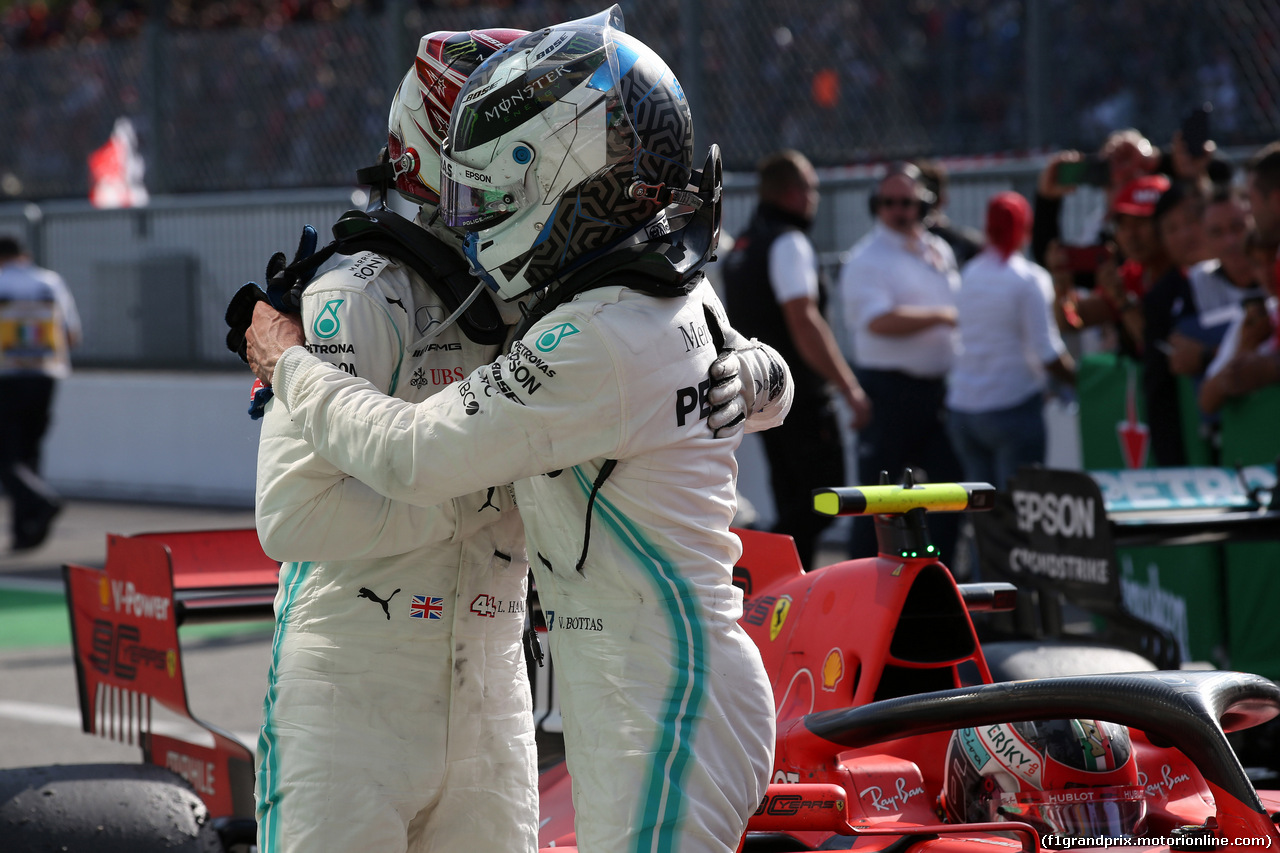 GP ITALIA, 08.09.2019 - Gara, 2nd place Valtteri Bottas (FIN) Mercedes AMG F1 W010 e 3rd place Lewis Hamilton (GBR) Mercedes AMG F1 W10
