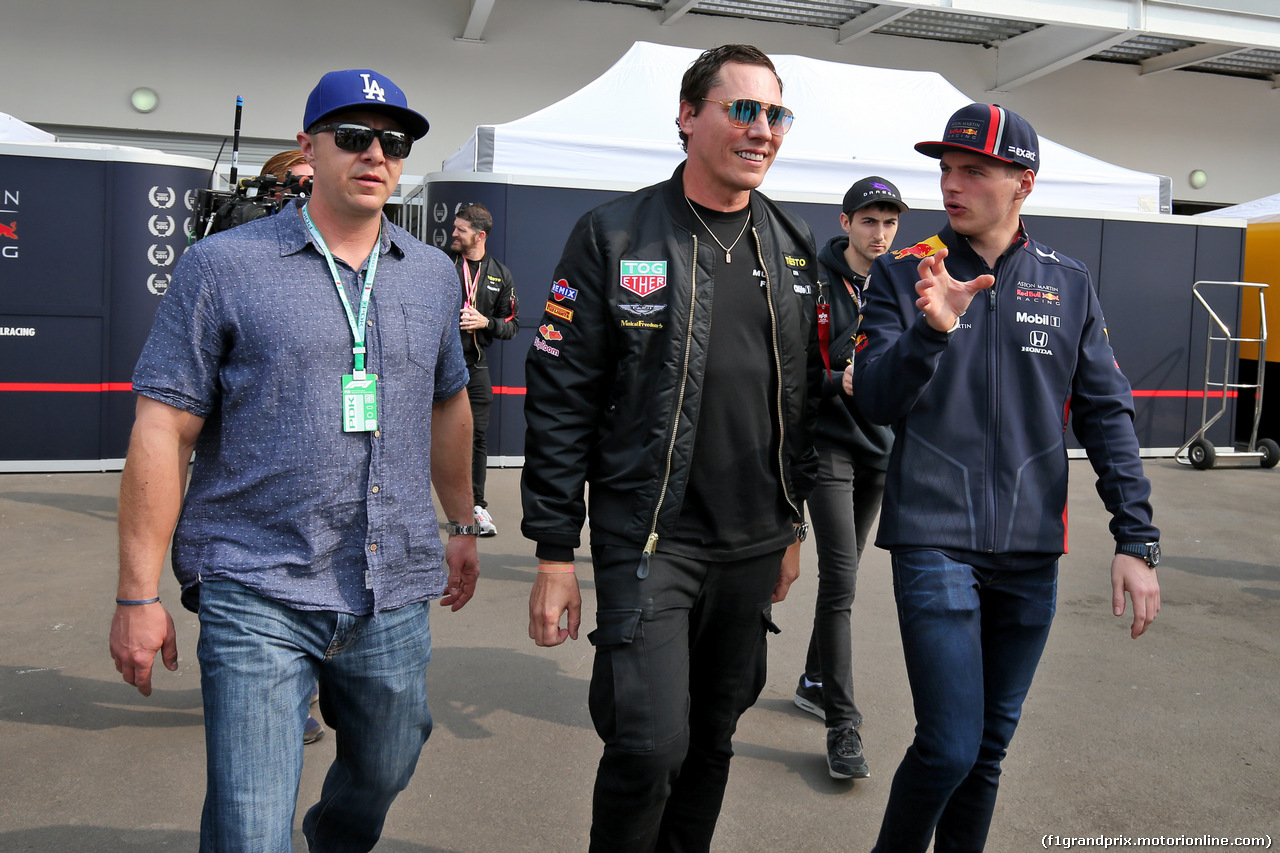GP MESSICO, DJ Tiesto (NLD) with Max Verstappen (NLD) Red Bull Racing.
27.10.2019.
