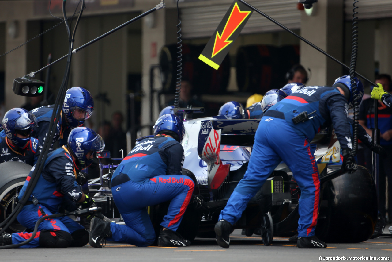 GP MESSICO, Daniil Kvyat (RUS), Scuderia Toro Rosso during pitstop
27.10.2019.