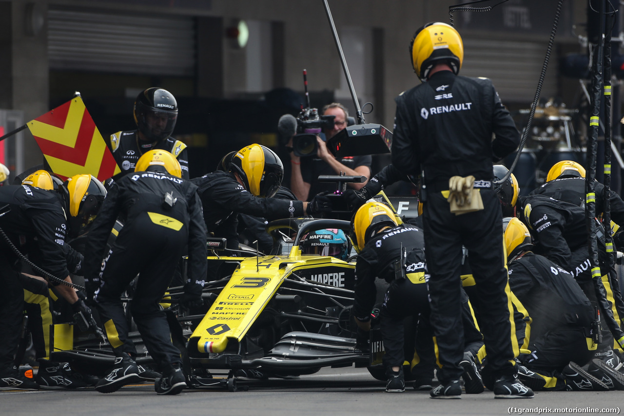 GP MESSICO, Daniel Ricciardo (AUS), Renault F1 Team during pitstop
27.10.2019.