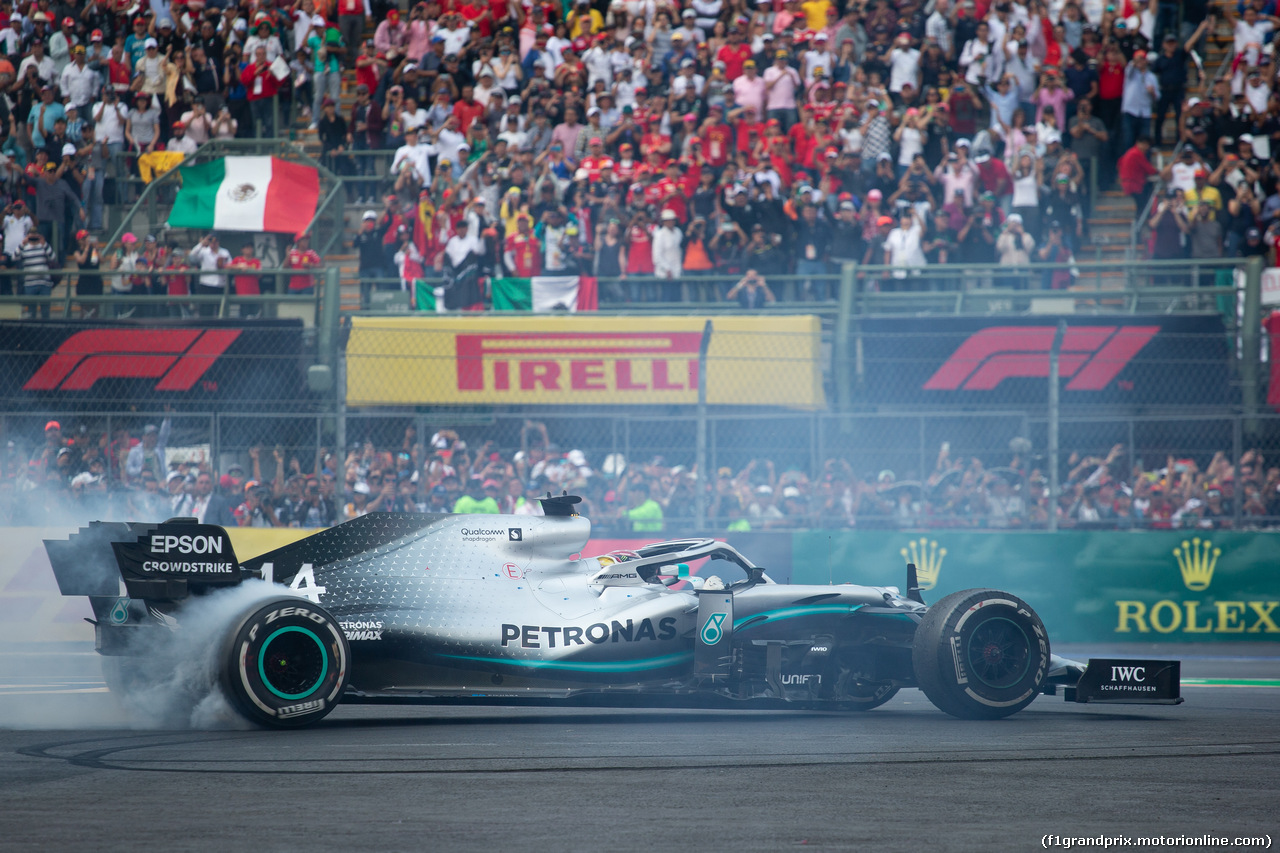 GP MESSICO, Lewis Hamilton (GBR) Mercedes AMG F1 W10. 27.10.2019.