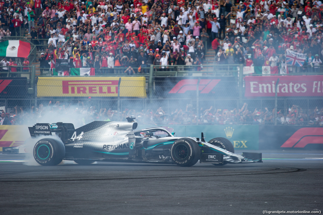 GP MESSICO, Lewis Hamilton (GBR) Mercedes AMG F1 W10. 27.10.2019.