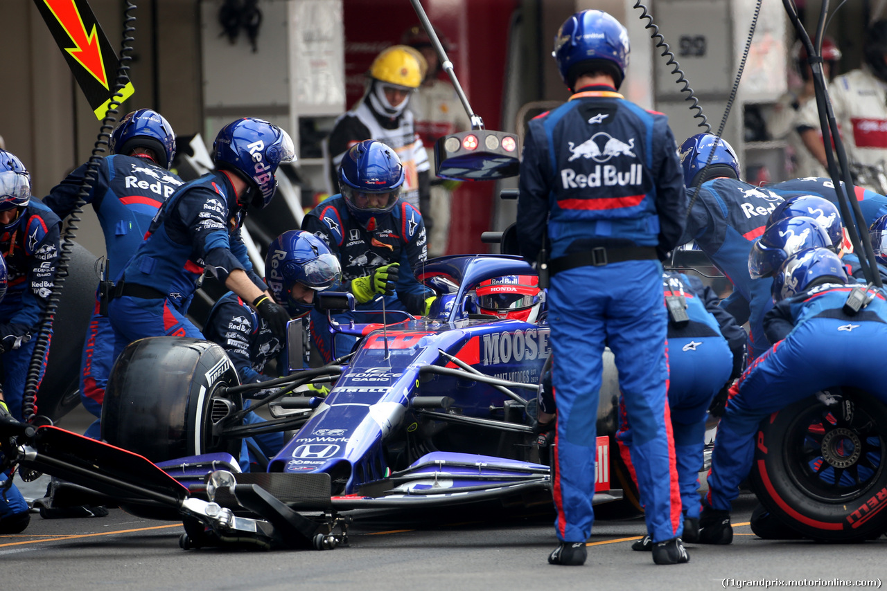 GP MESSICO, Daniil Kvyat (RUS), Scuderia Toro Rosso during pitstop 
27.10.2019.