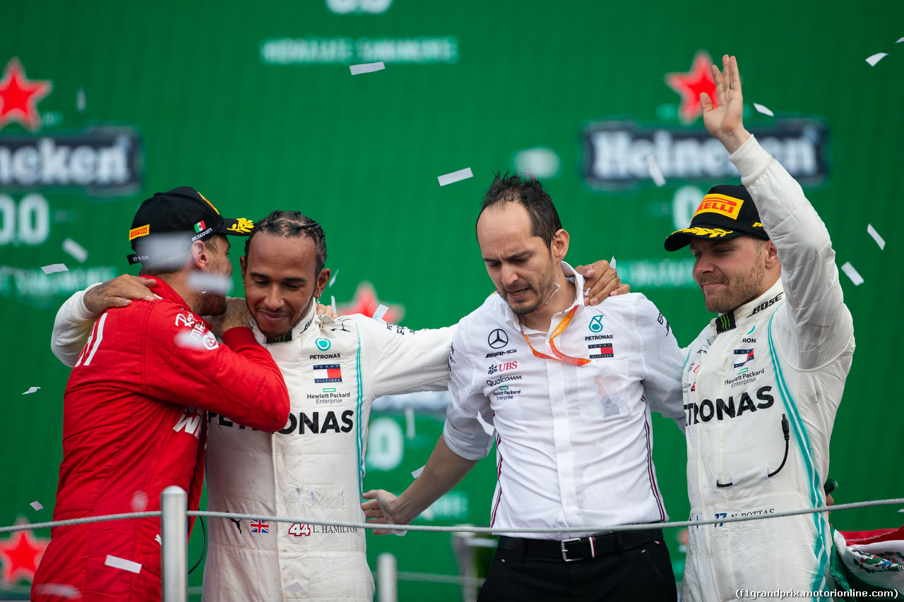 GP MESSICO, 1st place Lewis Hamilton (GBR) Mercedes AMG F1 W10, with Sebastian Vettel (GER) Ferrari SF90 e Valtteri Bottas (FIN) Mercedes AMG F1 W10. 27.10.2019.