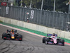 GP MESSICO, Max Verstappen (NLD) Red Bull Racing RB15 e Sergio Perez (MEX) Racing Point F1 Team RP19 battle for position.
27.10.2019.