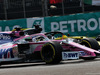GP MESSICO, Sergio Perez (MEX) Racing Point F1 Team RP19 e Daniel Ricciardo (AUS) Renault F1 Team RS19.
27.10.2019.
