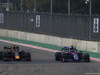 GP MESSICO, Max Verstappen (NLD) Red Bull Racing RB15 e Daniil Kvyat (RUS) Scuderia Toro Rosso STR14.
27.10.2019.