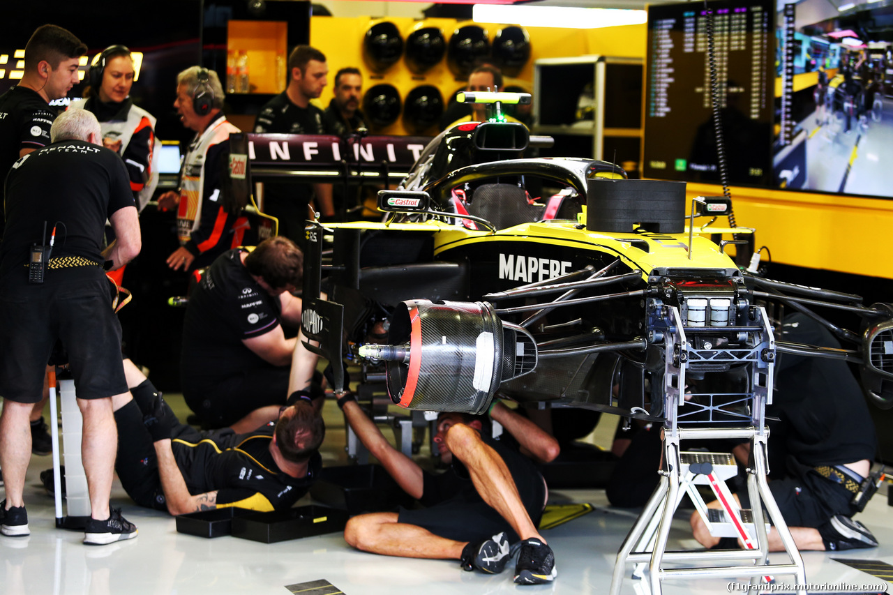 GP MESSICO, Renault F1 Team RS19 of Nico Hulkenberg (GER) Renault F1 Team worked on in the third practice session.
26.10.2019.