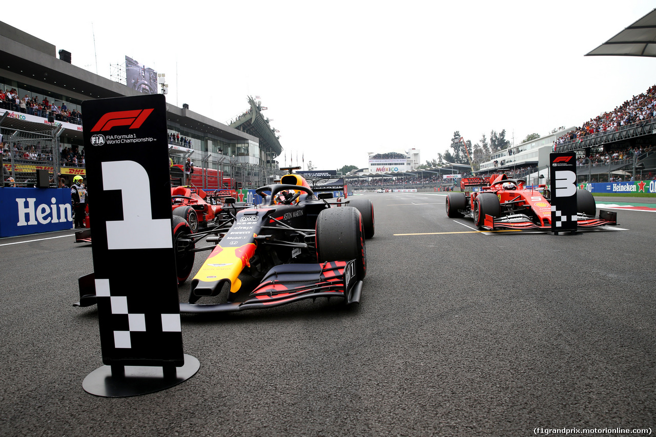 GP MESSICO, Pole Position for Max Verstappen (NLD) Red Bull Racing RB15, 2nd for Charles Leclerc (MON) Ferrari SF90 e 3rd for Sebastian Vettel (GER) Ferrari SF90.
26.10.2019.