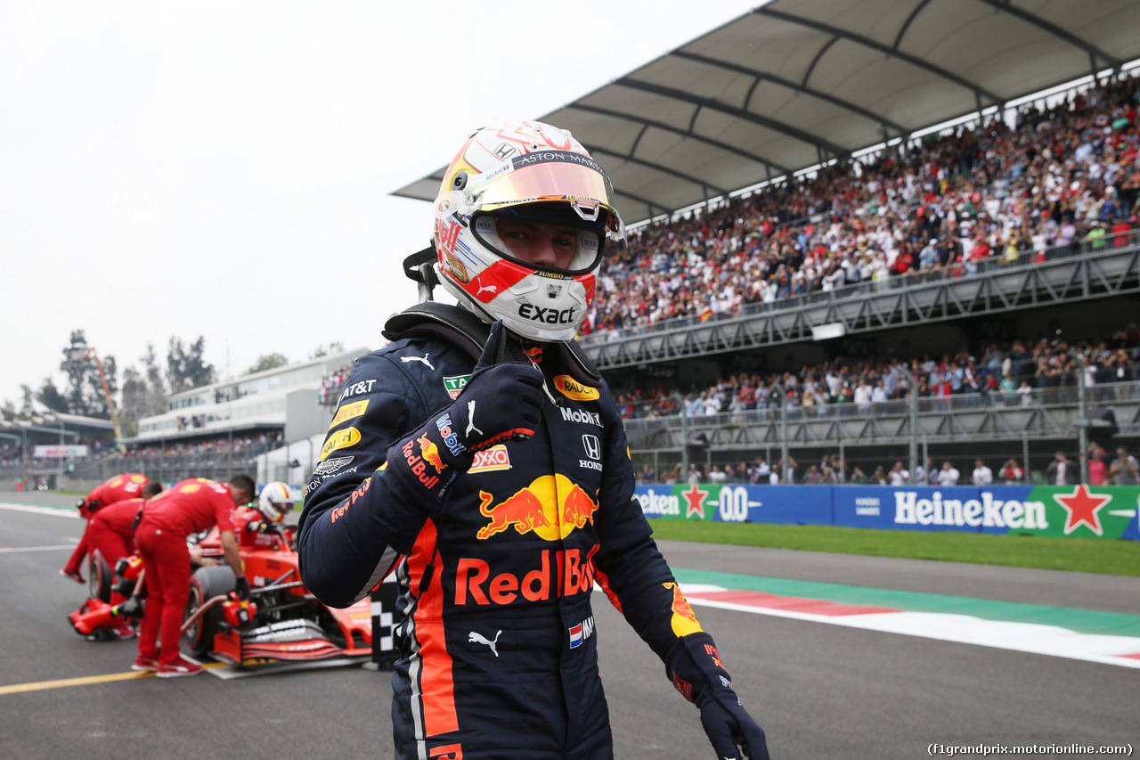 GP MESSICO, Pole Position for Max Verstappen (NLD) Red Bull Racing RB15.
26.10.2019.
