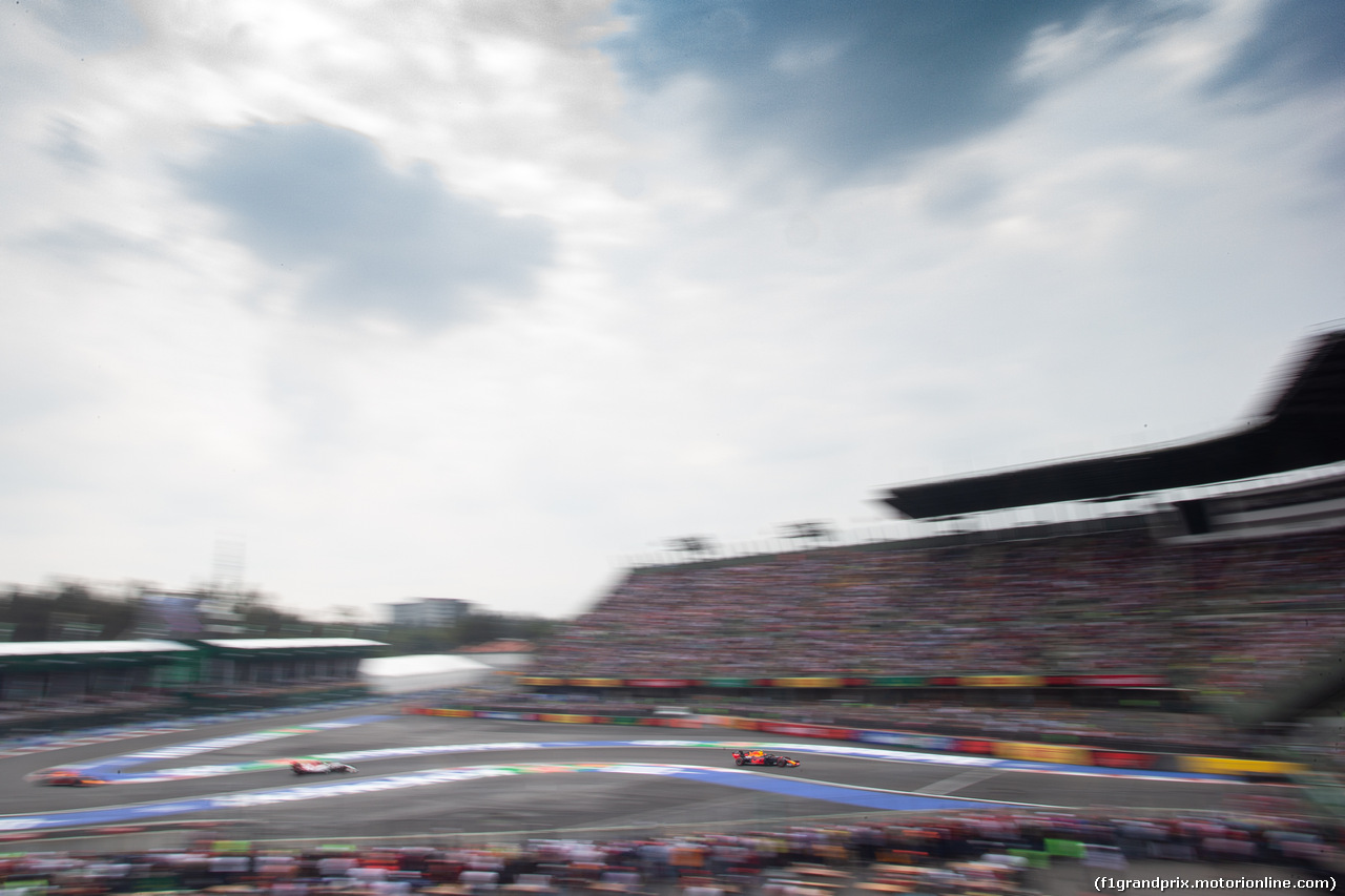 GP MESSICO, Alexander Albon (THA) Red Bull Racing RB15.
26.10.2019.