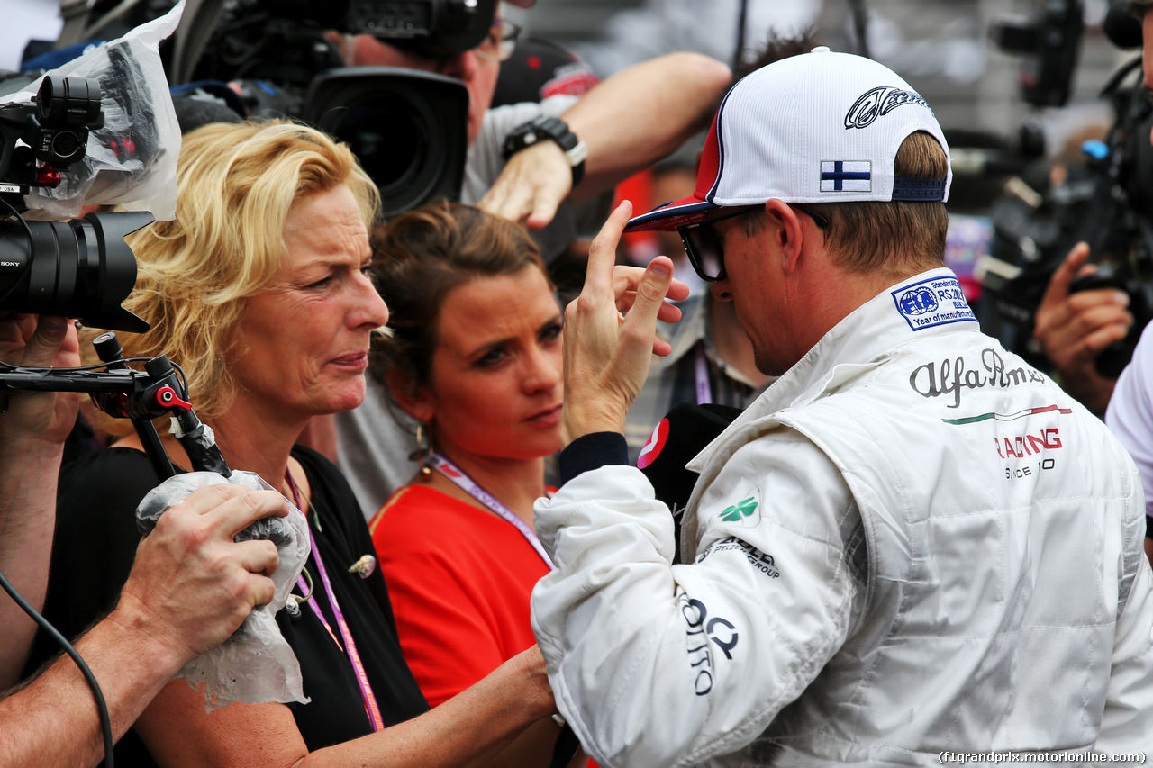 GP MESSICO, Kimi Raikkonen (FIN) Alfa Romeo Racing with the media.
26.10.2019.