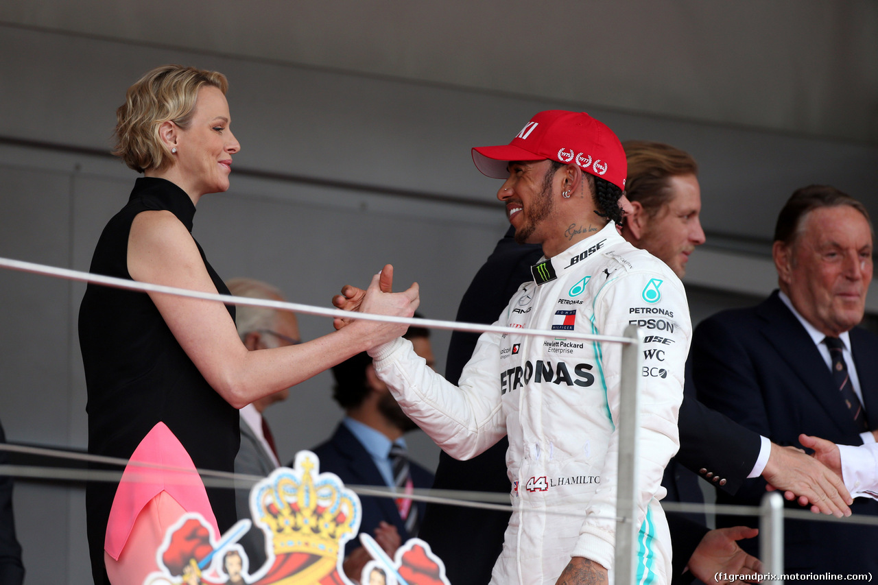 GP MONACO, 26.05.2019 - Gara, S.A.S La Princesse Charlene De Monaco e Lewis Hamilton (GBR) Mercedes AMG F1 W10 vincitore