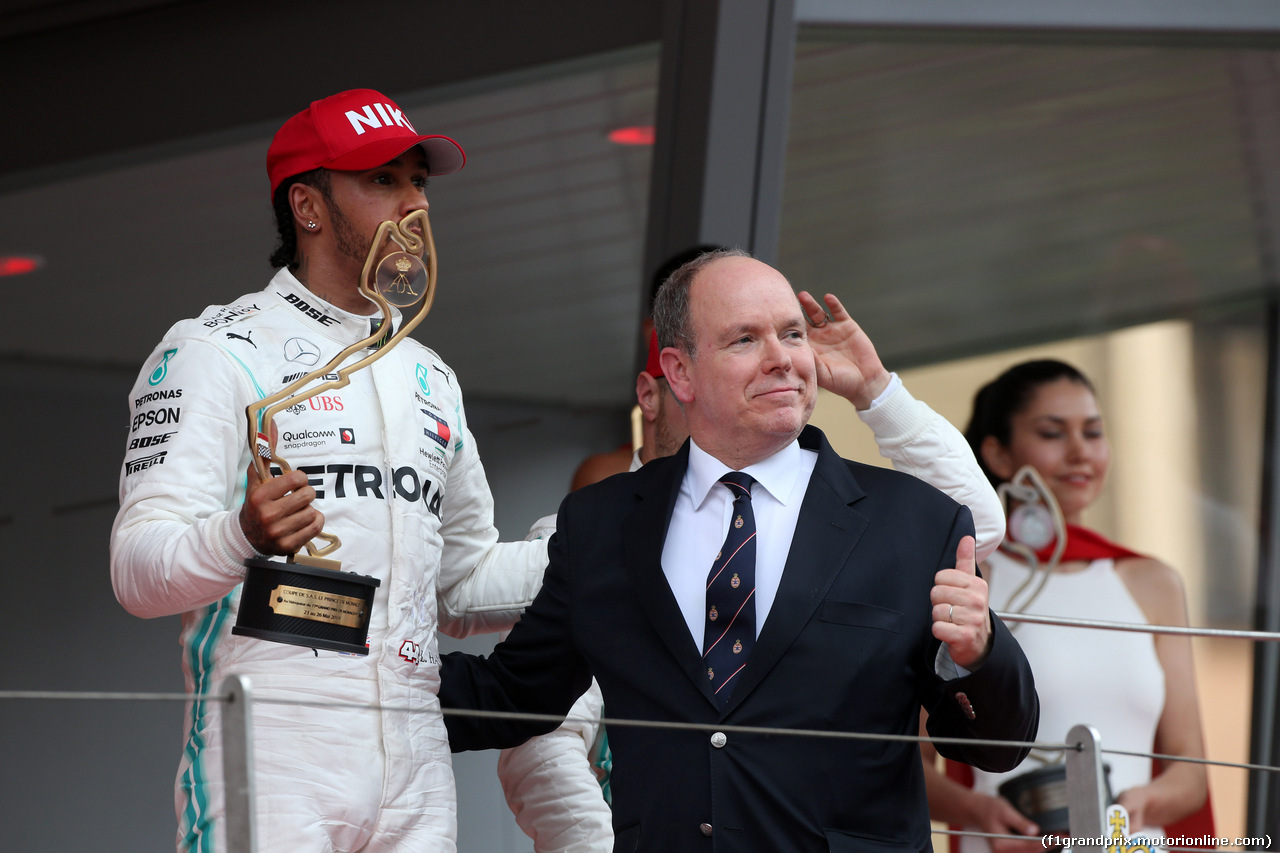 GP MONACO, 26.05.2019 - Gara, Lewis Hamilton (GBR) Mercedes AMG F1 W10 vincitore  with HSH Prince Albert II of Monaco