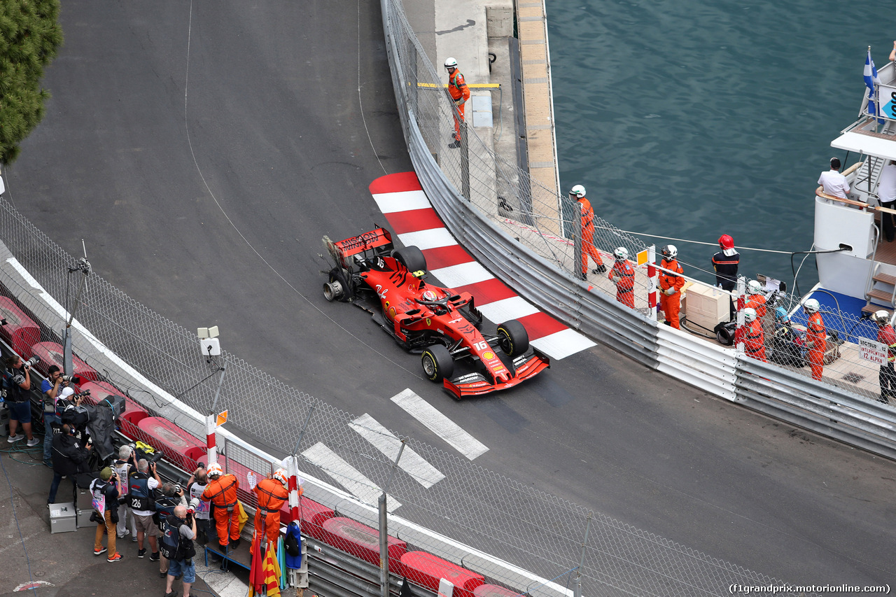 GP MONACO, 26.05.2019 - Gara, Charles Leclerc (MON) Ferrari SF90 with a puncture