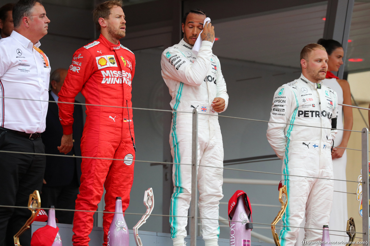 GP MONACO, 26.05.2019 - Gara, 2nd place Sebastian Vettel (GER) Ferrari SF90, Lewis Hamilton (GBR) Mercedes AMG F1 W10 vincitore e 3rd place Valtteri Bottas (FIN) Mercedes AMG F1 W010