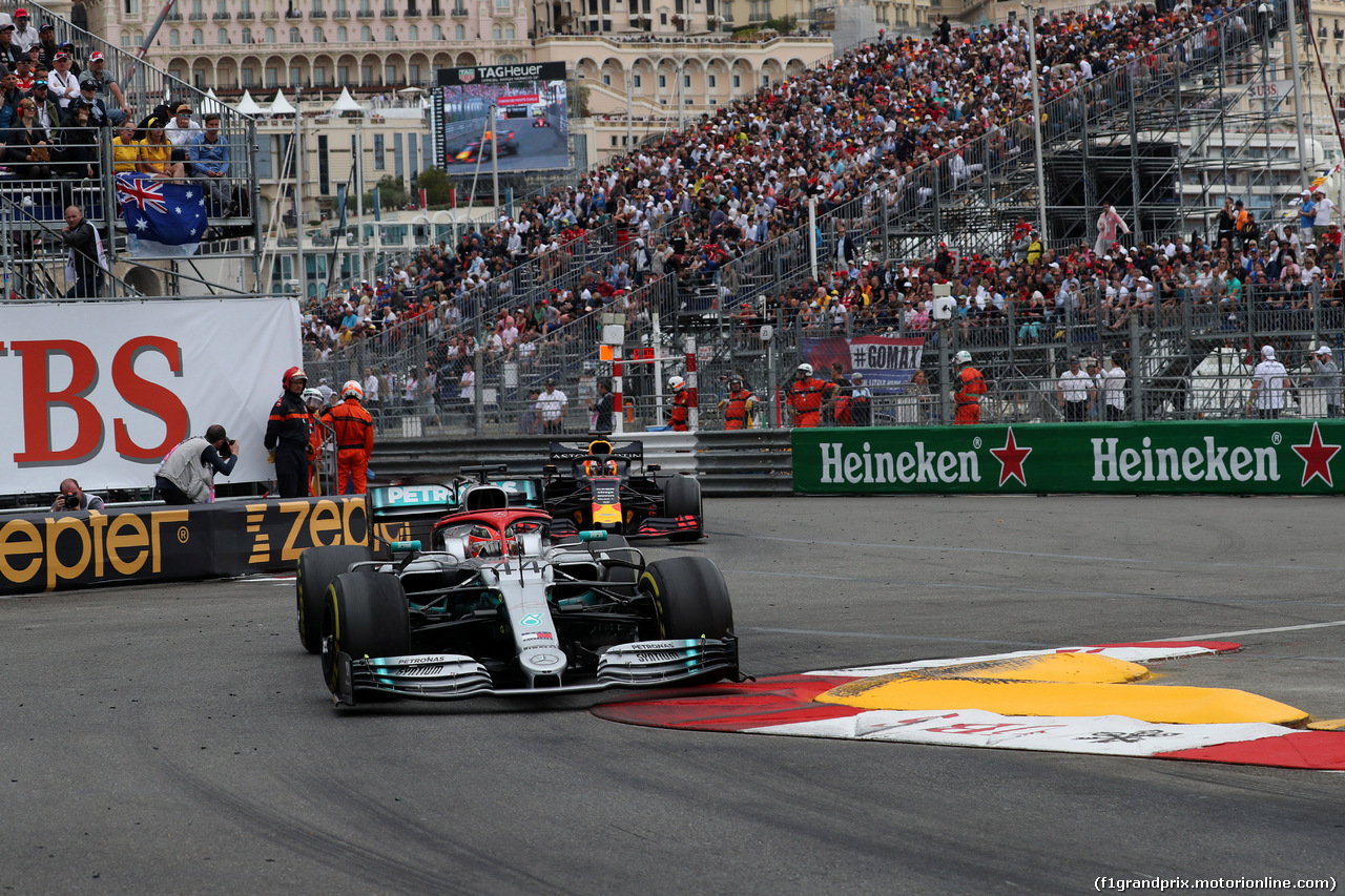 GP MONACO, 26.05.2019 - Gara, Lewis Hamilton (GBR) Mercedes AMG F1 W10