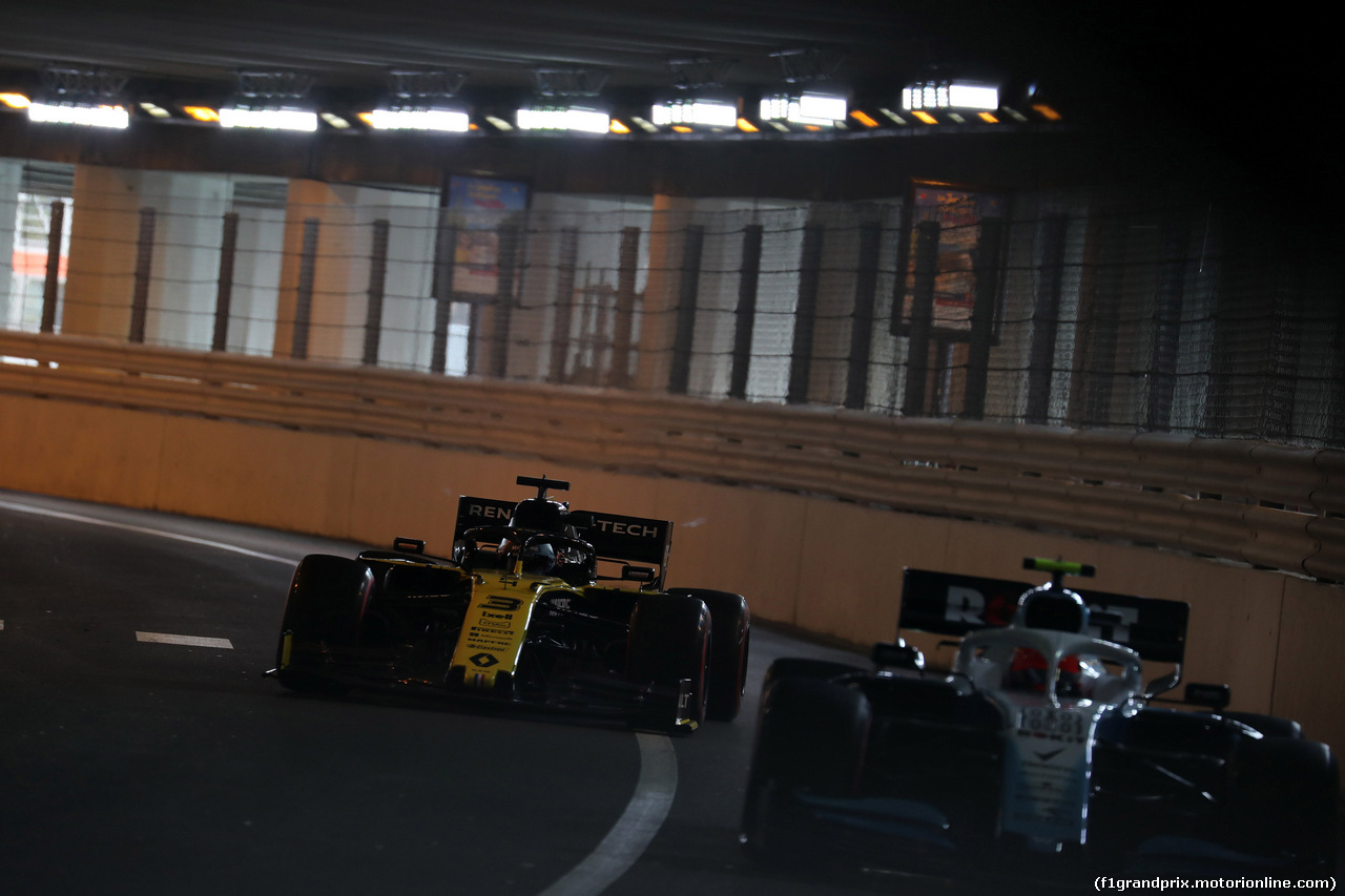 GP MONACO, 23.05.2019 - Prove Libere 1, Daniel Ricciardo (AUS) Renault Sport F1 Team RS19 e Robert Kubica (POL) Williams Racing FW42