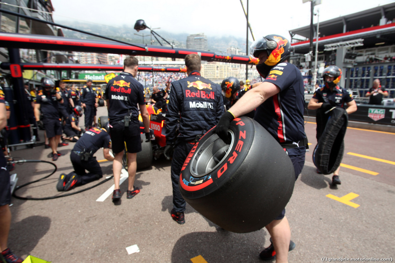 GP MONACO, 25.05.2019 - Prove Libere 3, Max Verstappen (NED) Red Bull Racing RB15