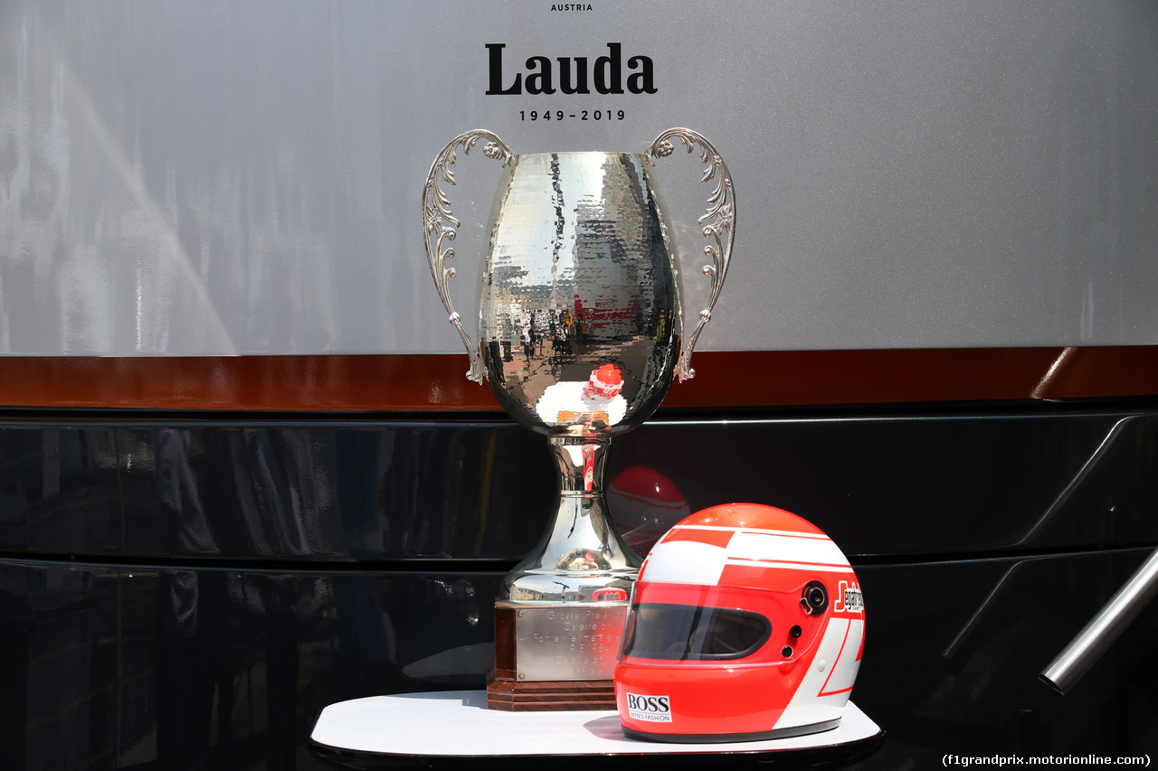 GP MONACO, 25.05.2019 - McLaren team, tribute to Nikki Lauda (AU)  for 1984 Austrian GP winner's trophy
