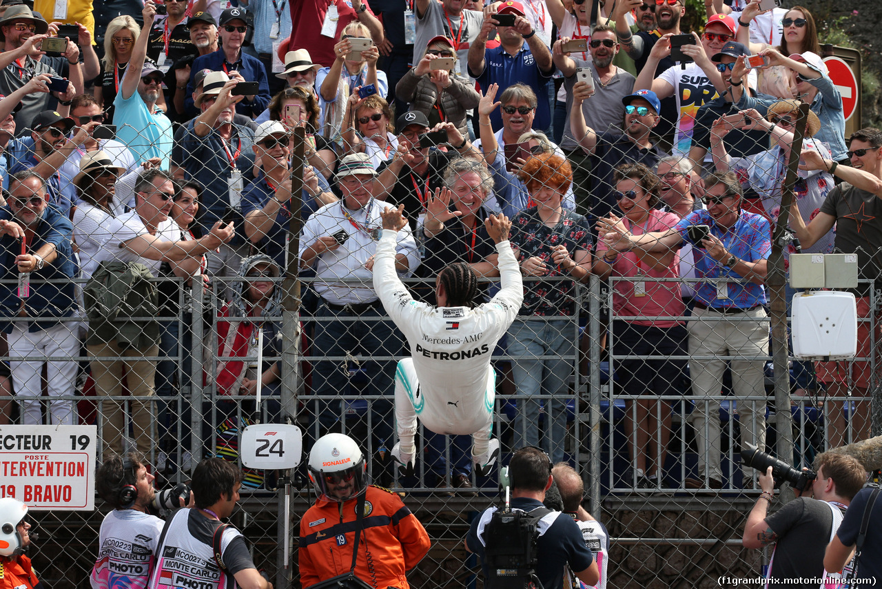 GP MONACO, 25.05.2019 - Qualifiche, Lewis Hamilton (GBR) Mercedes AMG F1 W10 pole position