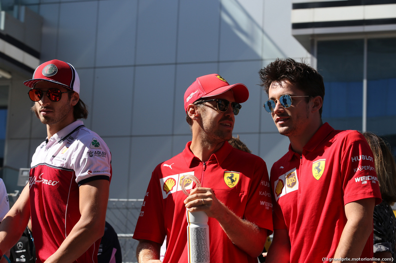 GP RUSSIA, 29.09.2019- driver parade,  Sebastian Vettel (GER) Ferrari SF90 e Charles Leclerc (MON) Ferrari SF90