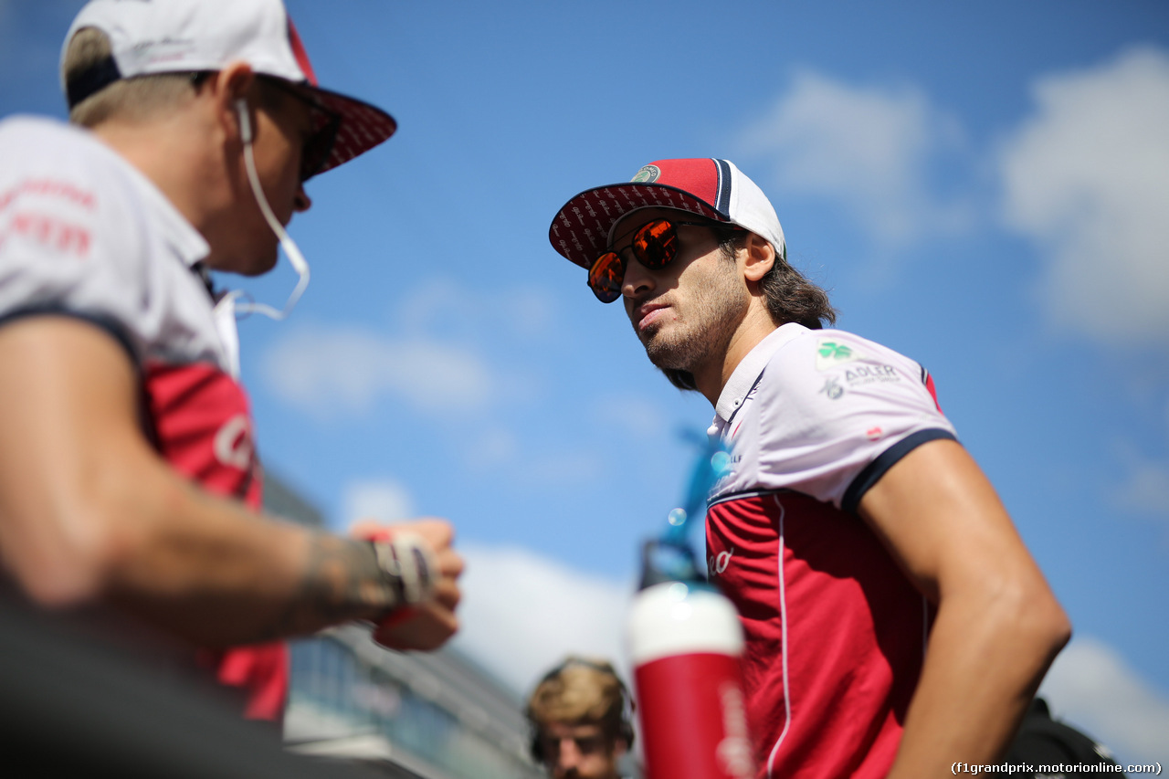 GP RUSSIA, 29.09.2019- driver parade, Antonio Giovinazzi (ITA) Alfa Romeo Racing C38 adn Kimi Raikkonen (FIN) Alfa Romeo Racing C38
