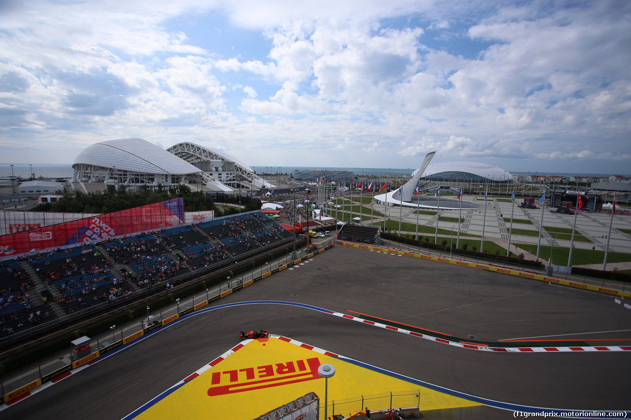 GP RUSSIA, 28.09.2019- Free practice 3, Alexader Albon (THA) Redbull Racing RB15