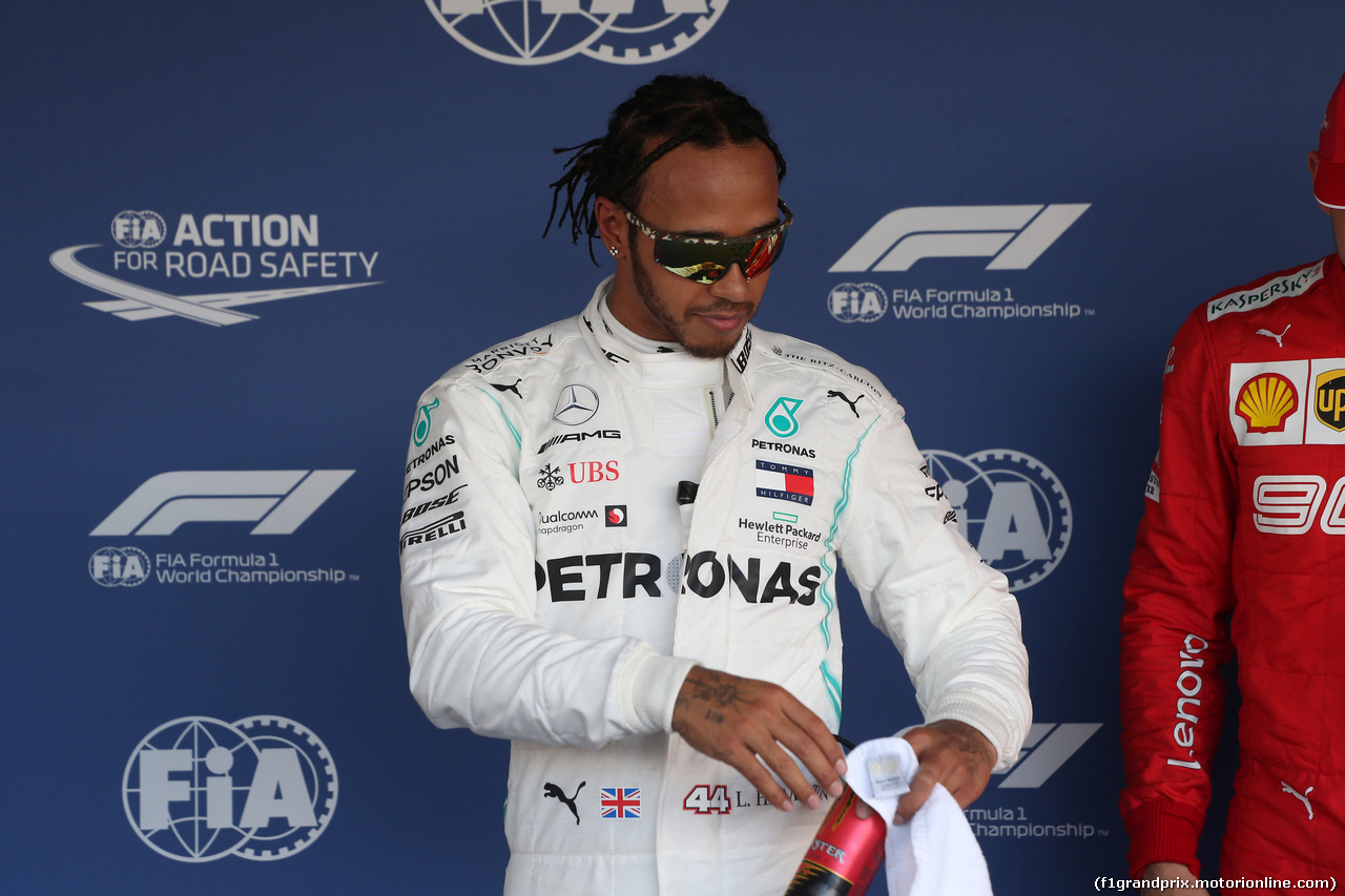 GP RUSSIA, 28.09.2019- Qualifiche celebration, 2nd place Lewis Hamilton (GBR) Mercedes AMG F1 W10 EQ Power