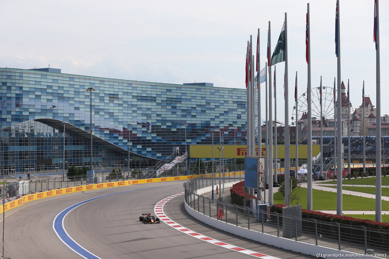 GP RUSSIA, 27.09.2019- Free practice 1, Max Verstappen (NED) Red Bull Racing RB15