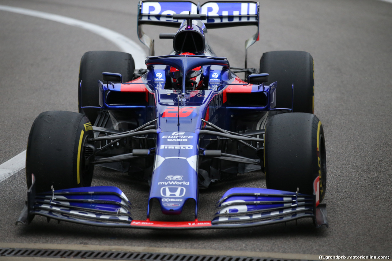 GP RUSSIA, 27.09.2019- Free practice 2, Daniil Kvyat (RUS) Scuderia Toro Rosso STR14