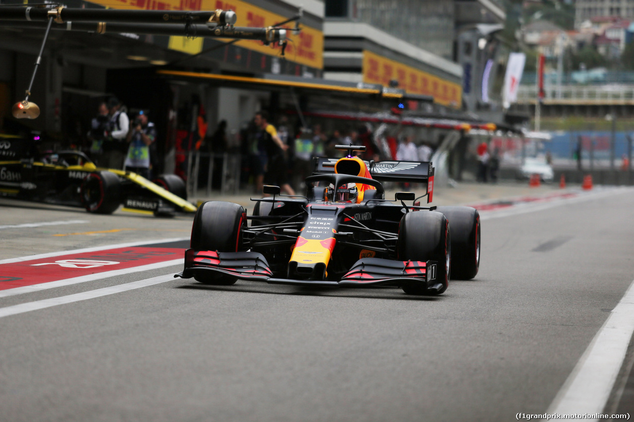 GP RUSSIA, 27.09.2019- Free practice 2, Max Verstappen (NED) Red Bull Racing RB15