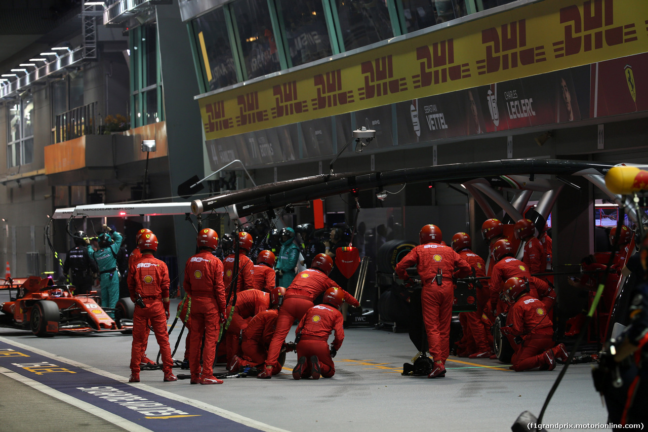 GP SINGAPORE, 22.09.2019 - Gara, Pit stop, Charles Leclerc (MON) Ferrari SF90