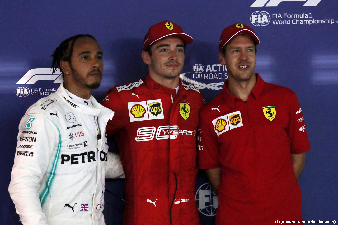 GP SINGAPORE, 21.09.2019 - Qualifiche, 2nd place Lewis Hamilton (GBR) Mercedes AMG F1 W10, Charles Leclerc (MON) Ferrari SF90 pole position e 3rd place Sebastian Vettel (GER) Ferrari SF90