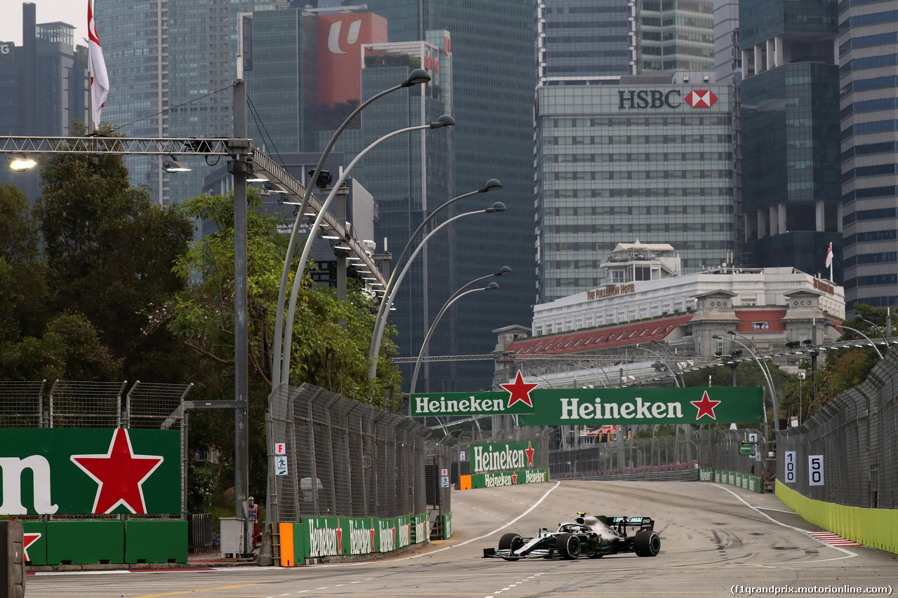 GP SINGAPORE, 20.09.2019 - Prove Libere 1, Valtteri Bottas (FIN) Mercedes AMG F1 W010