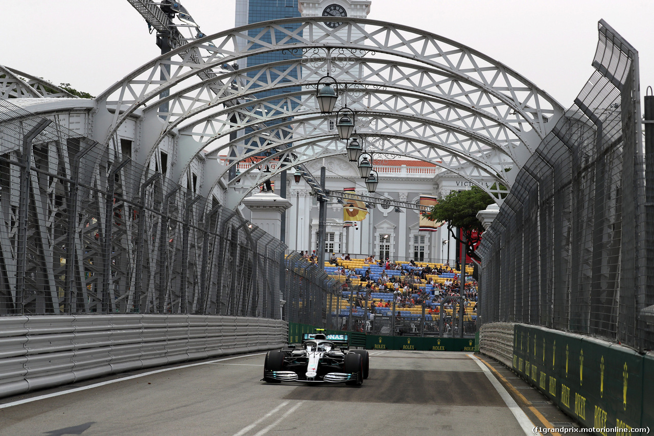 GP SINGAPORE, 20.09.2019 - Prove Libere 1, Valtteri Bottas (FIN) Mercedes AMG F1 W010