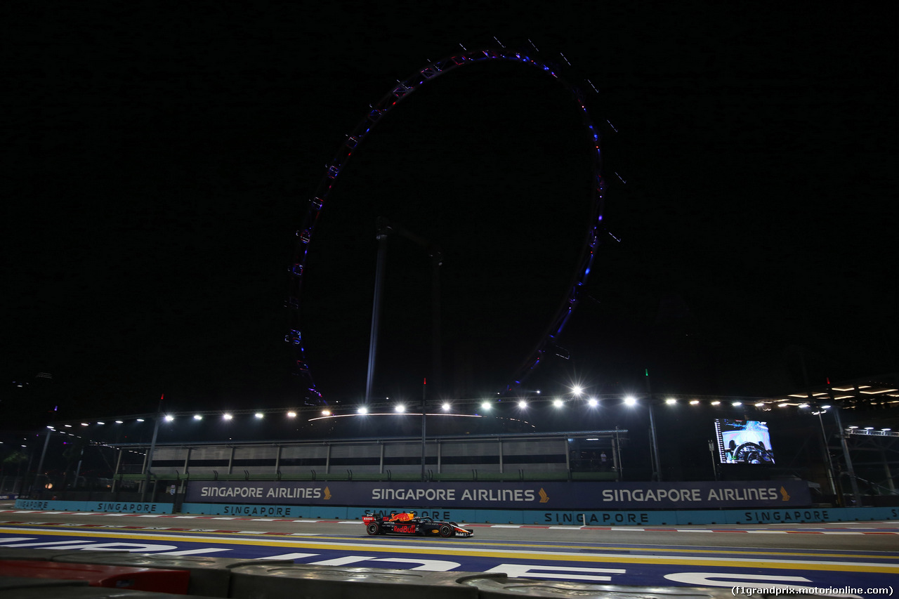 GP SINGAPORE, 20.09.2019 - Prove Libere 2, Alexander Albon (THA) Red Bull Racing RB15
