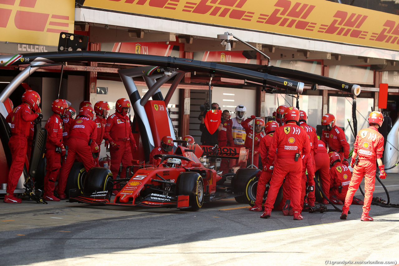 GP SPAGNA, 12.05.2019 - Gara, Pit stop, Sebastian Vettel (GER) Ferrari SF90