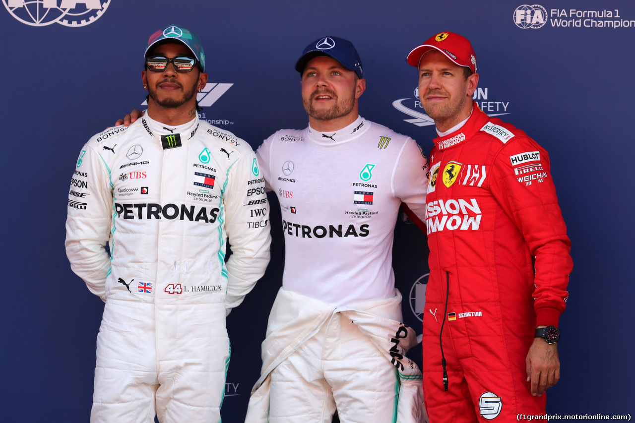 GP SPAGNA, 11.05.2019 - Qualifiche, 2nd place Lewis Hamilton (GBR) Mercedes AMG F1 W10, Valtteri Bottas (FIN) Mercedes AMG F1 W010 pole position e 3rd place Sebastian Vettel (GER) Ferrari SF90