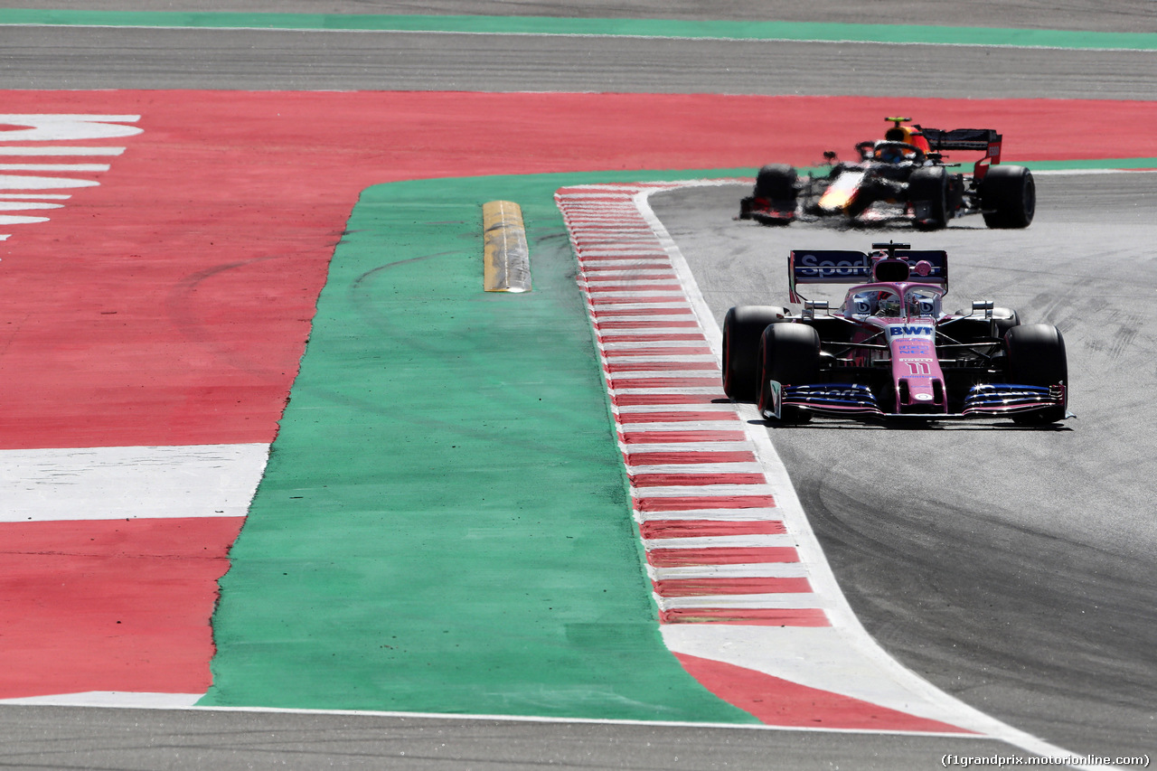 GP SPAGNA, 10.05.2019 - Prove Libere 1, Sergio Perez (MEX) Racing Point F1 Team RP19 davanti a Pierre Gasly (FRA) Red Bull Racing RB15