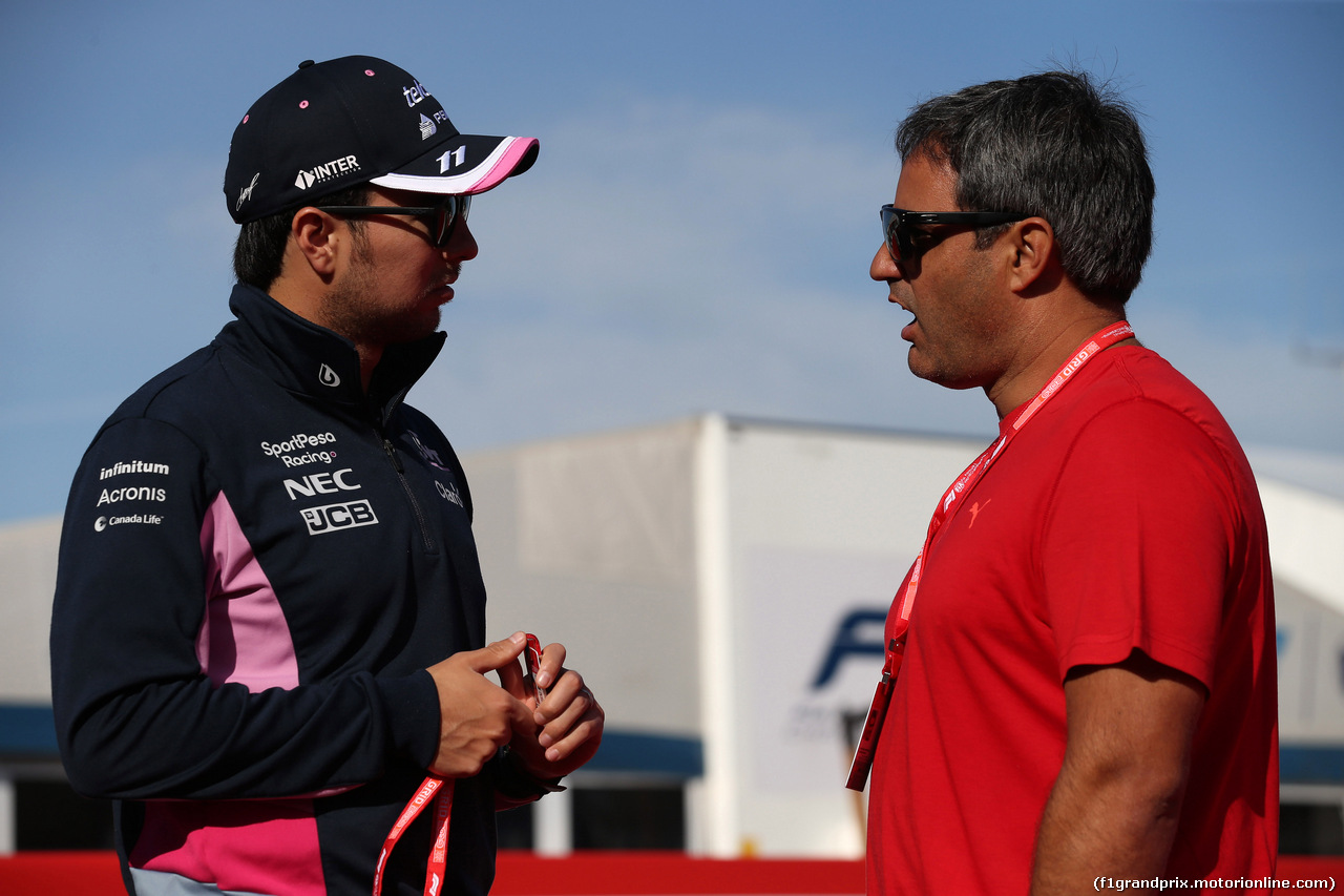 GP SPAGNA, 10.05.2019 - Sergio Perez (MEX) Racing Point F1 Team RP19 e Juan Pablo Montoya (COL)