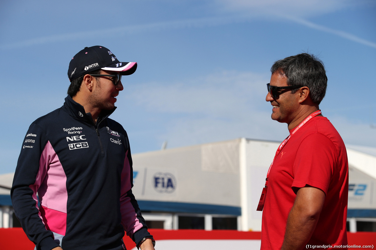 GP SPAGNA, 10.05.2019 - Sergio Perez (MEX) Racing Point F1 Team RP19 e Juan Pablo Montoya (COL)