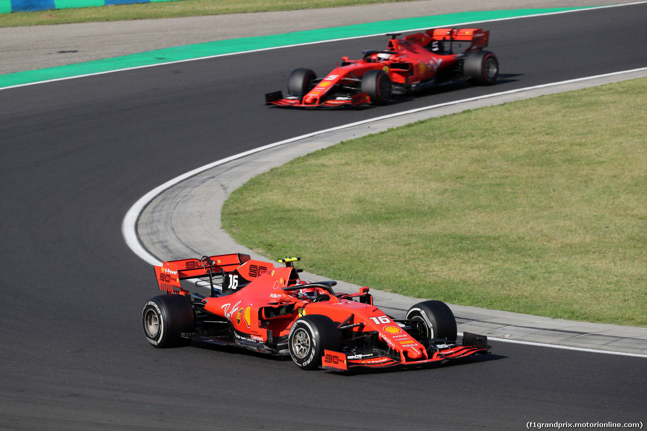 GP UNGHERIA, 04.08.2019 - Gara, Charles Leclerc (MON) Ferrari SF90 davanti a Sebastian Vettel (GER) Ferrari SF90