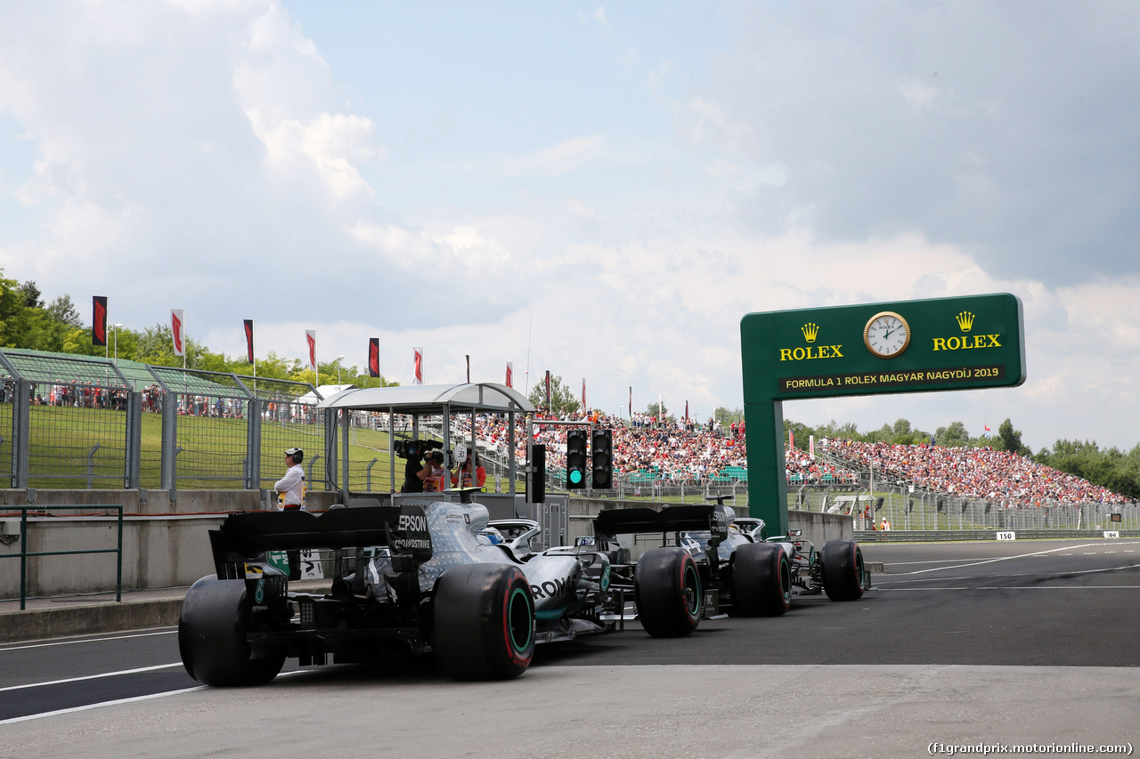 GP UNGHERIA, 03.08.2019 - Prove Libere 3, Valtteri Bottas (FIN) Mercedes AMG F1 W010 e Lewis Hamilton (GBR) Mercedes AMG F1 W10