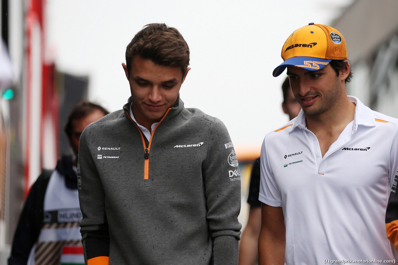 GP UNGHERIA, 02.08.2019 - Lando Norris (GBR) Mclaren F1 Team MCL34 e Carlos Sainz Jr (ESP) Mclaren F1 Team MCL34